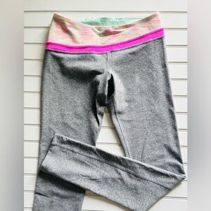 IVIVVA by LULULEMON girls size 14 high waisted soft leggings